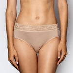 Classic fit ladies' brief with lace